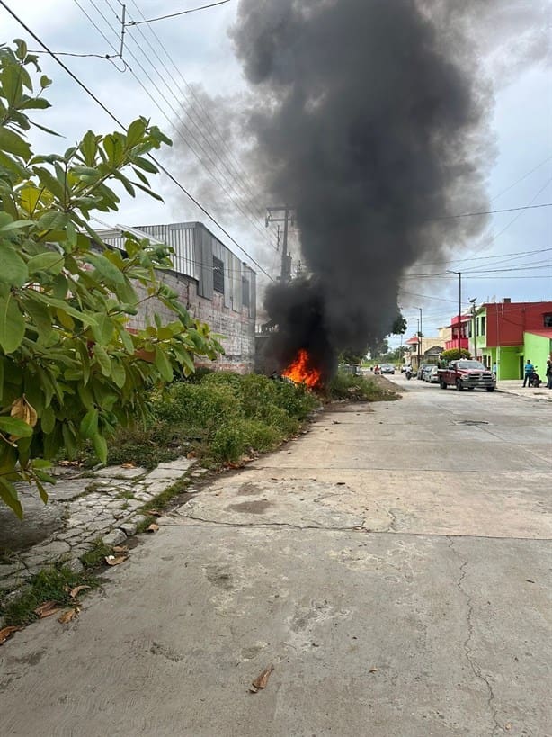 Conato de incendio moviliza a bomberos en Cosamaloapan