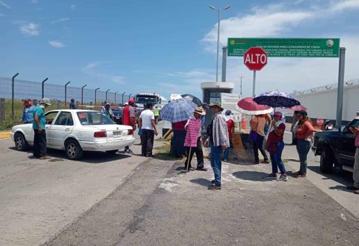 Pescadores bloquearon accesos a Asipona en Veracruz