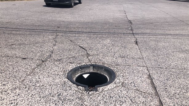 Con registros destapados, así lucen las calles de Ciudad Industrial Bruno Pagliai
