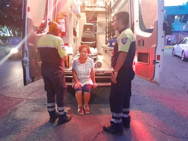 Choque entre motocicleta y auto en fraccionamiento Hípico en Boca del Río