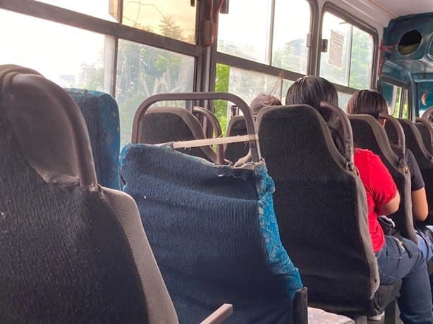 Camiones chatarra circulan como transporte público en Veracruz