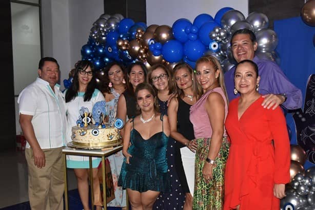 Charito Sánchez Zúñiga cumple 55 años de feliz existencia