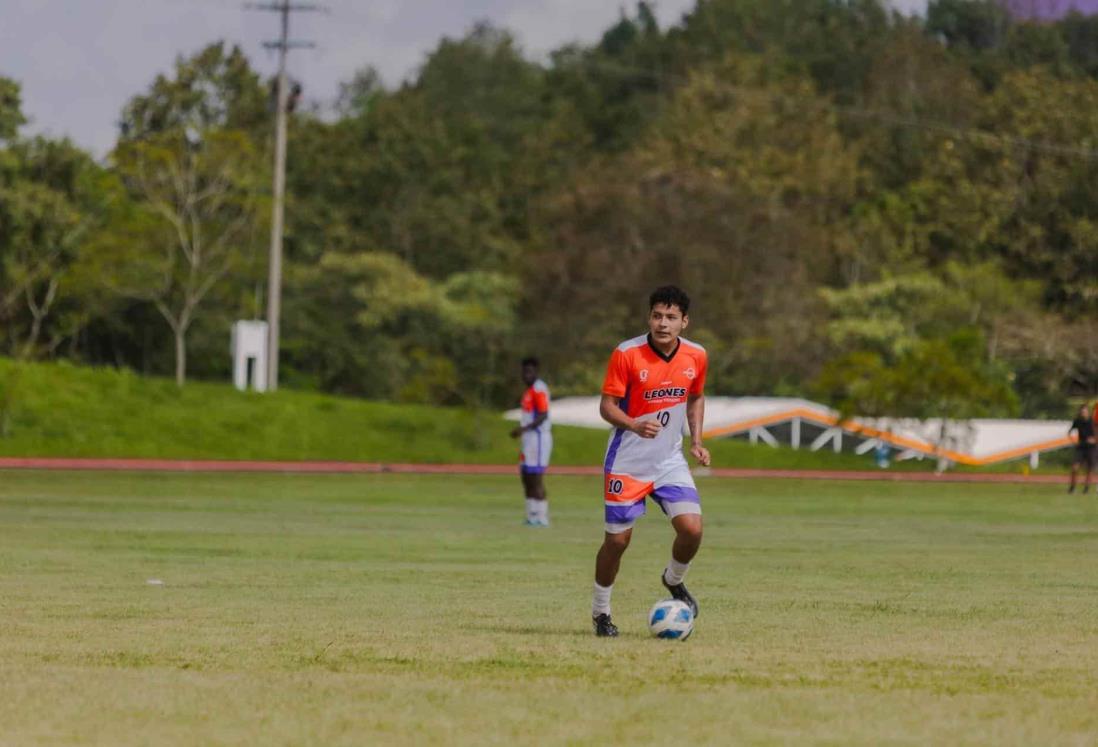 Esperan rugir Leones Anáhuac en torneo de futbol