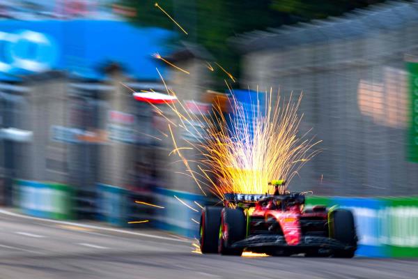 GP de Singapur: Carlos Sainz logra la pole; pesadilla para Red Bull