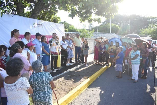 Inauguran obra en Los Robles, en Medellín de Bravo