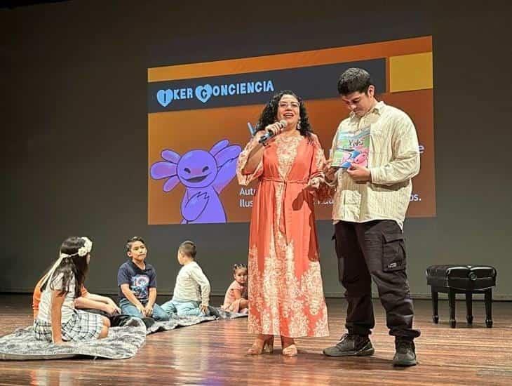 Iker Conciencia presentó el libro ‘Xelhá, la historia del pequeño ajolote’