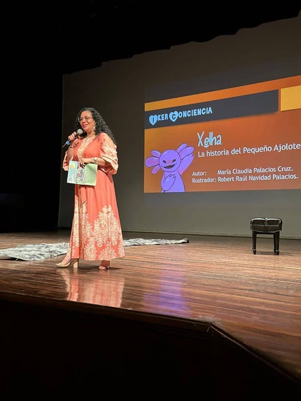 Iker Conciencia presentó el libro ‘Xelhá, la historia del pequeño ajolote’