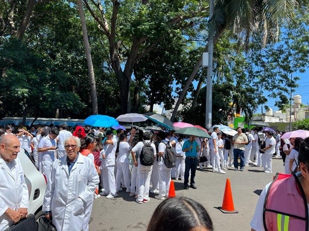 Facultades UV participan en Simulacro Nacional 2023