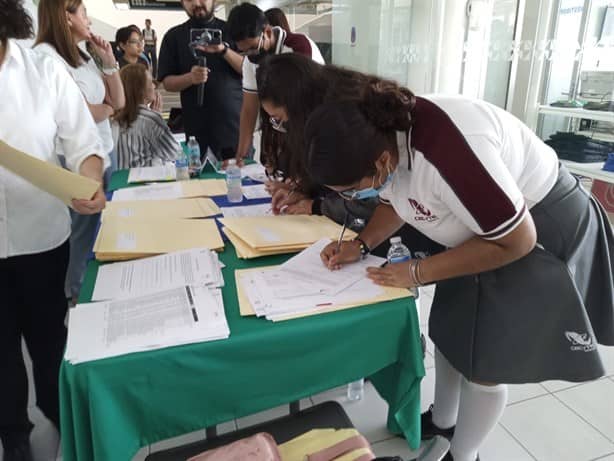 Constellation Brands otorga 500 becas a estudiantes de Veracruz
