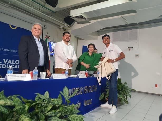 Constellation Brands otorga 500 becas a estudiantes de Veracruz