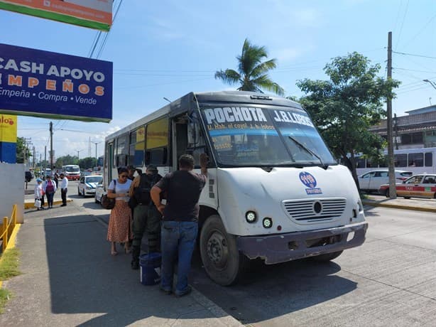 Mujer es atropellada por camión urbano en avenida de Veracruz | VIDEO