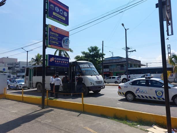 Mujer es atropellada por camión urbano en avenida de Veracruz | VIDEO