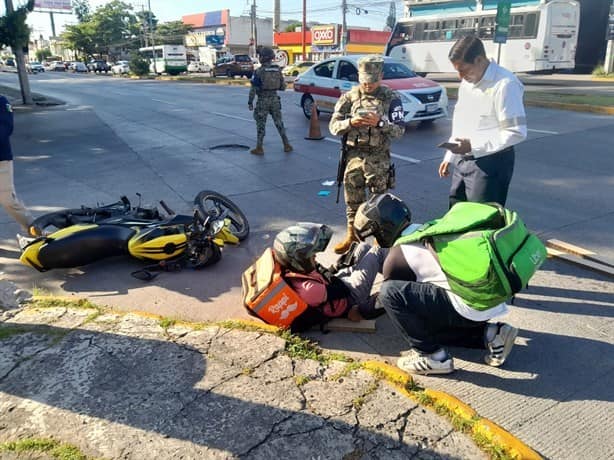 Arrollan a repartidor de Rappi y camioneta se da a la fuga, en Veracruz