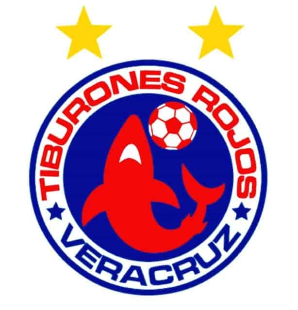 Escudo de los Tiburones Rojos de Veracruz, entre los 3 mejores de México