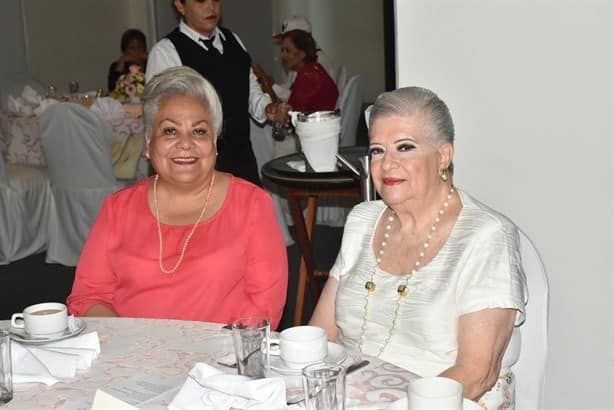 Damas Vicentinas de Veracruz realizan desayuno anual