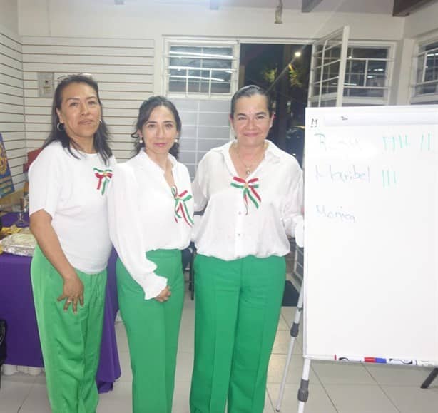 Club Rotario Xalapa Carita Feliz celebra el mes patrio