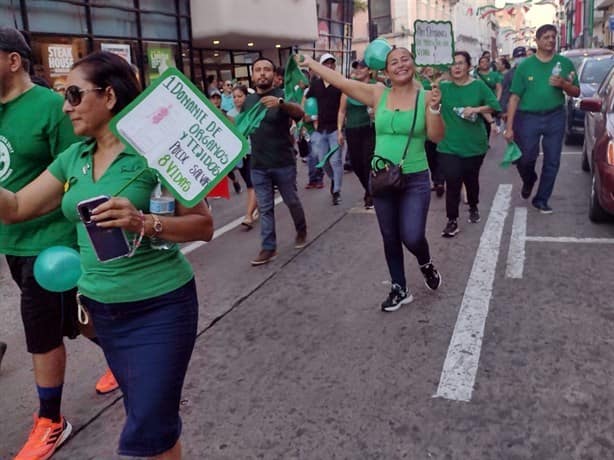 Marchan en Veracruz para sensibilizar sobre la donación de órganos | VIDEO