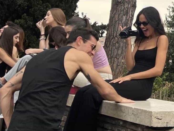 ¿ROMAnce en puerta? Captan a Eiza González y Mario Casas en Italia