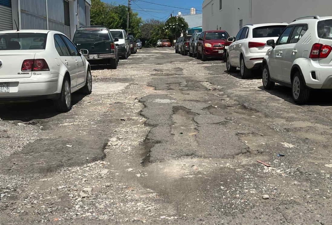 Calle Playa Boca Andrea de Veracruz se encuentra destruida