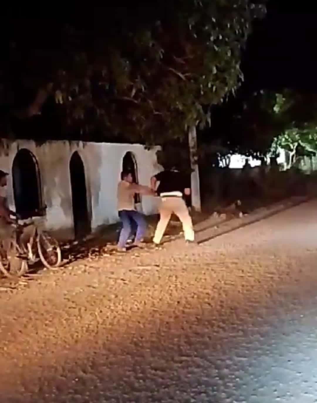 Dos hombres protagonizan pelea en Salmoral