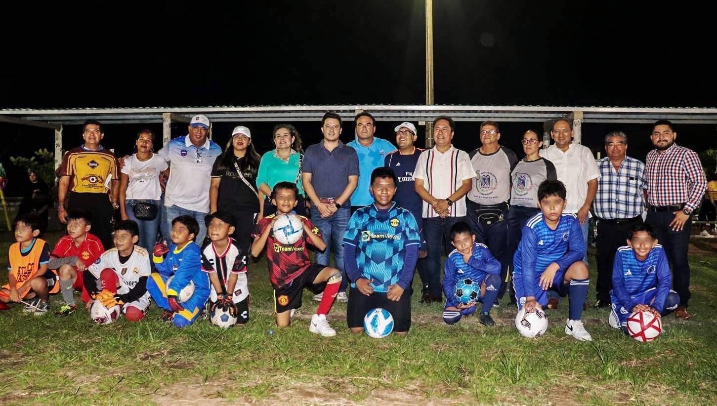 Lanzan convocatoria para liga municipal infantil y juvenil de fútbol en Coatzacoalcos