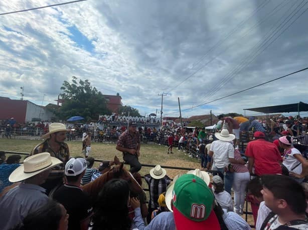 Barrio de Tlacotalpan celebra suelta de toros