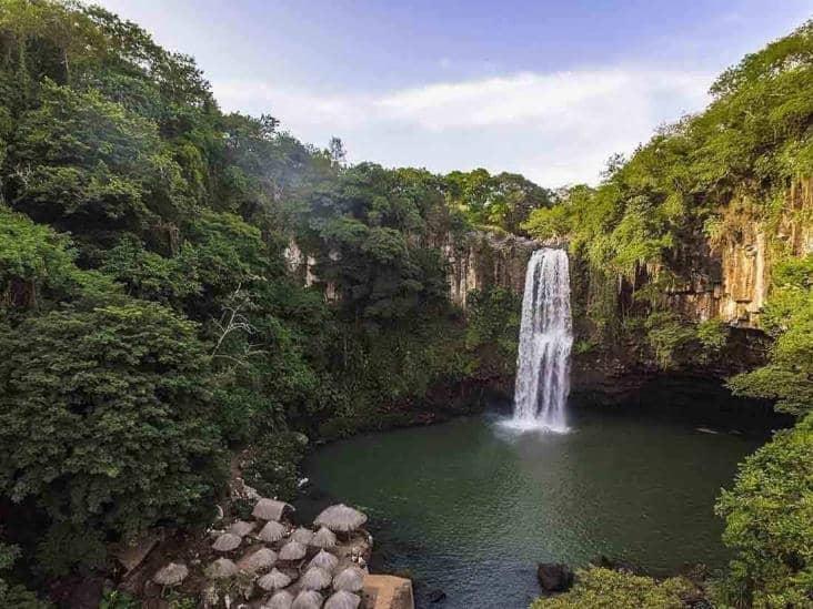 Esta es la impresionante cascada que está muy cerca de Coatzacoalcos