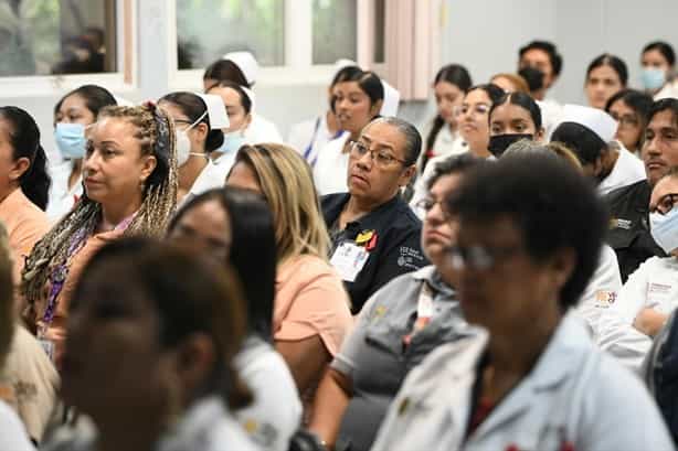 Realizan Jornada Académica de Salud en Hospital de Tarimoya en Veracruz | VIDEO