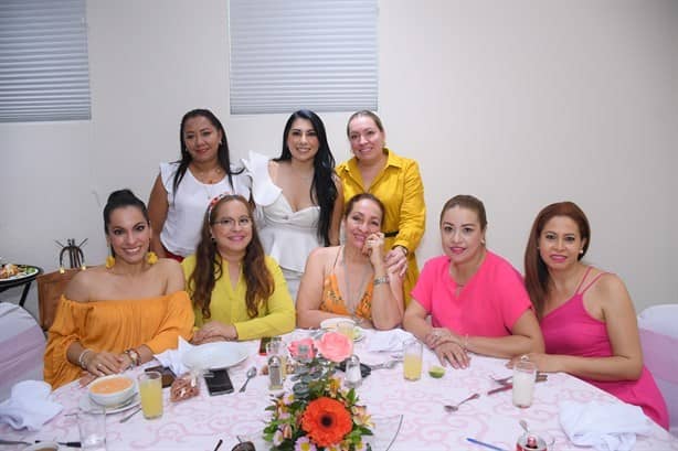 Karla Fabiola Arias Cortés protagoniza despedida de soltera