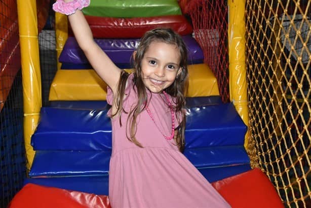 Irina Alía Castillo Garza es festejada por sus 3 años de vida