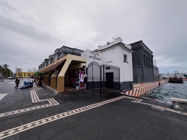 Comienza demolición de bodegas de Asipona para construcción de la plaza Heroísmo Veracruzano