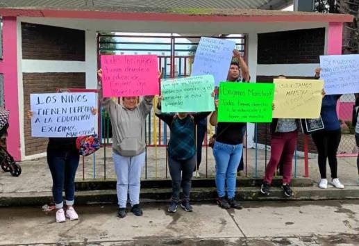 Tras protesta en Jardín de Niños en Maltrata, padres analizan acciones más drásticas