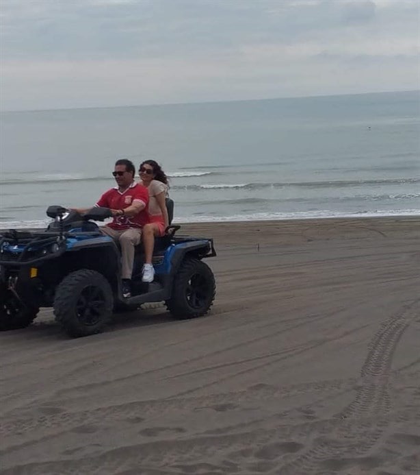 Eduardo Yáñez y Mayrín Villanueva, graban telenovela en playa de Chachalacas