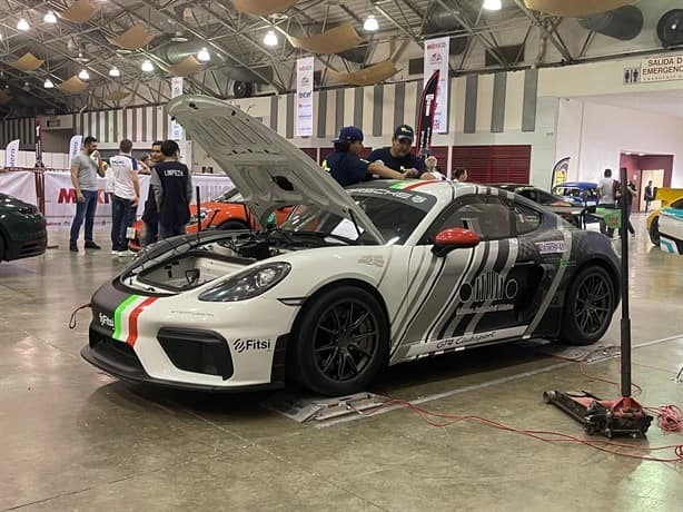 Continúa segundo día de exhibición de autos de la Carrera Panamericana 2023 en el WTC | VIDEO