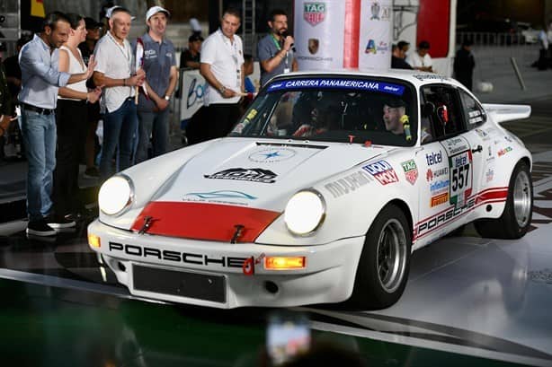 Actor Patrick Dempsey acapara reflectores en el arranque simbólico de la Carrera Panamericana | VIDEO