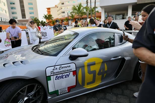 Pilotos dan arranque oficial de la Carrera Panamericana 2023 en Boca del Río, Veracruz | VIDEO