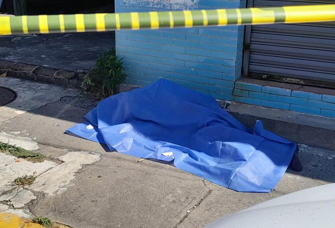 Abuelito muere de un infarto en calles del Centro de Histórico de Veracruz