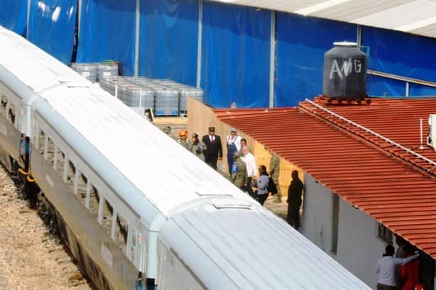 AMLO inicia segundo recorrido de prueba del Tren Interoceánico en Coatzacoalcos, Veracruz