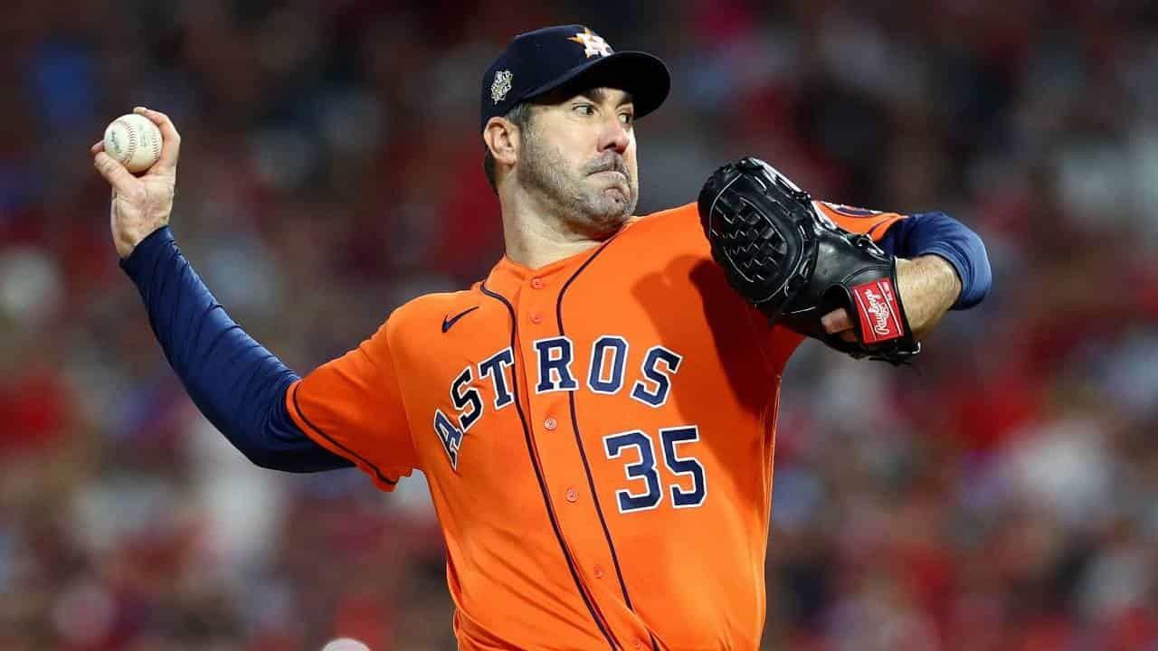 Ganan Astros en el tercer juego de la Final Americana