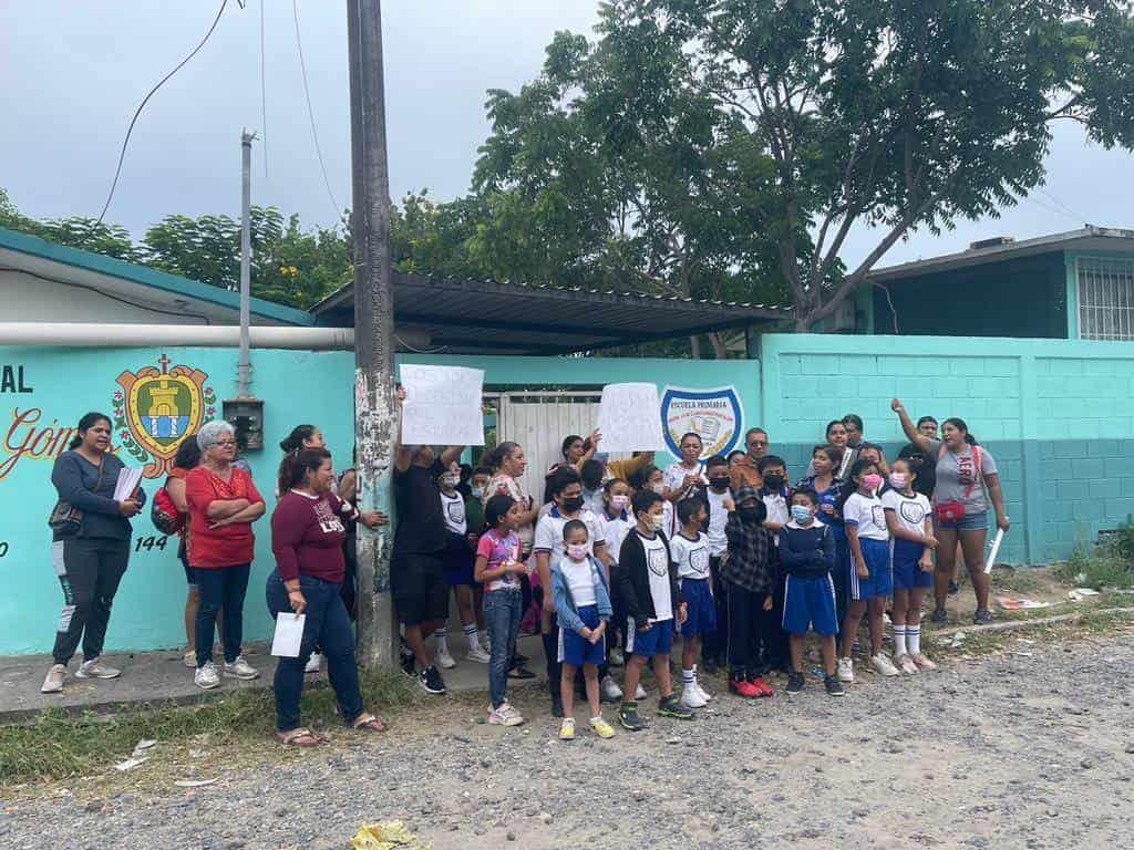 Inseguridad acecha a escuela primaria en Veracruz; llevan 3 robos