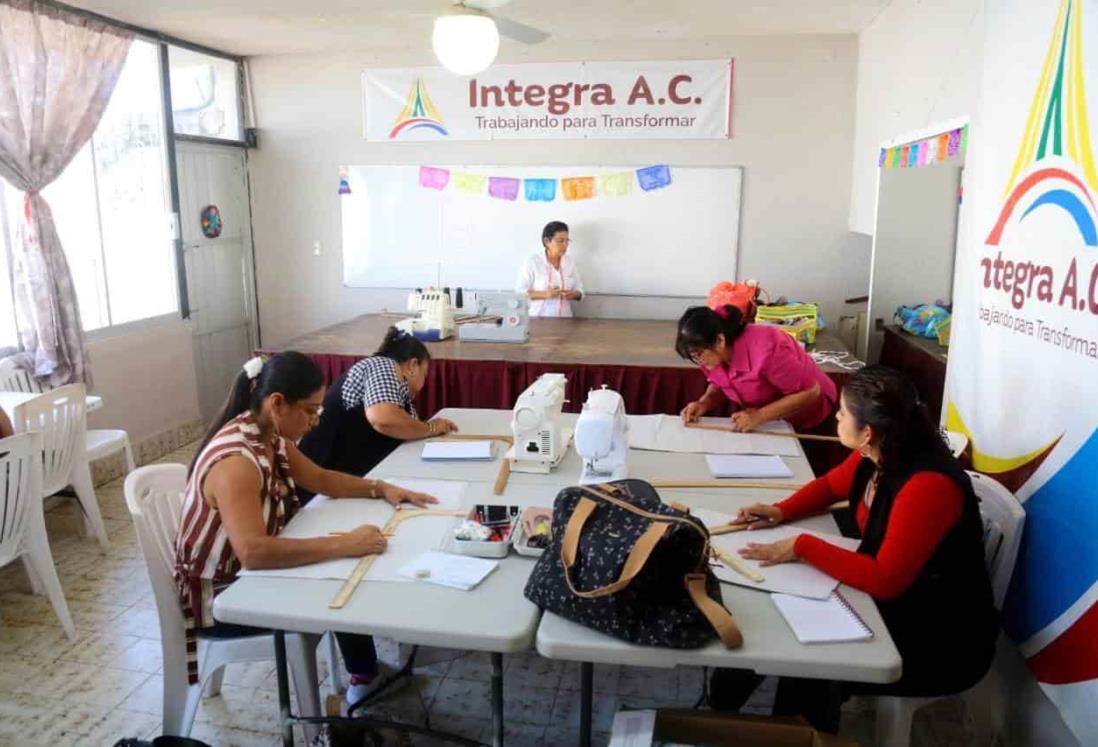 Brindan cursos gratuitos por los 25 años de Integra en Veracruz