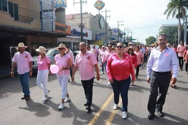 Con marcha, conmemoran Día Mundial contra Cáncer de Mama en Cardel