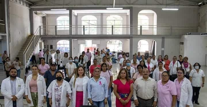 Conmemoran el Día Mundial de lucha contra el Cáncer de Mama en Paso de Ovejas