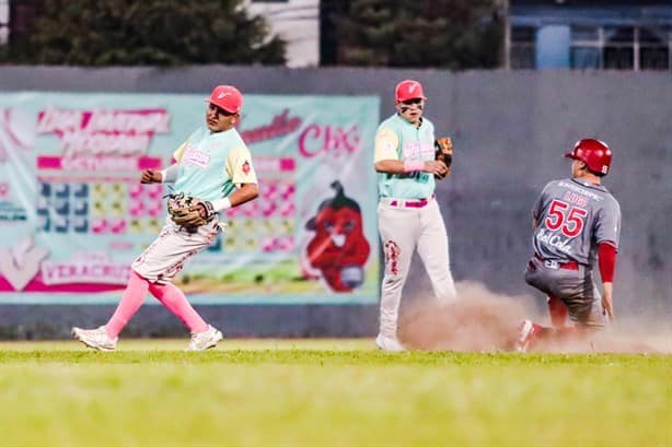 Sucumbe El Águila 0-9 ante Diablos Rojos