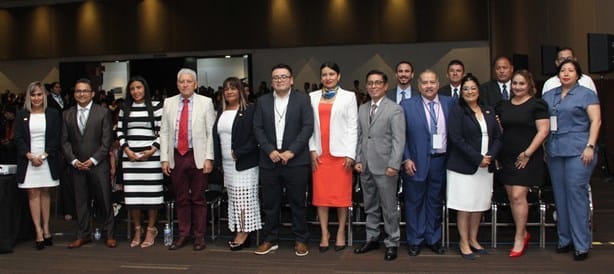 Llevan a cabo emotiva ceremonia de graduación de ITAG Universidad