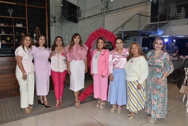 Llevan a cabo 8º Desayuno Rosa a beneficio de Grupo Reto Veracruz