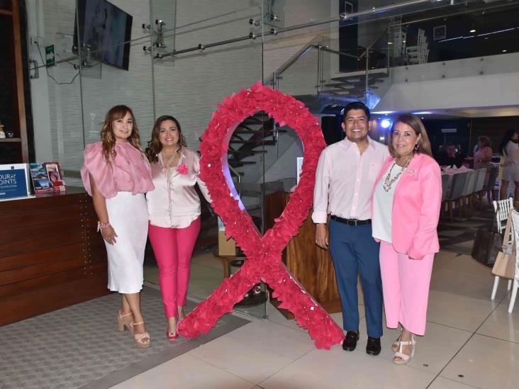 Llevan a cabo 8º Desayuno Rosa a beneficio de Grupo Reto Veracruz