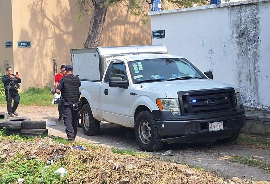 Crimen en casa abandonada en Veracruz; hombre con machete huyó, dicen testigos