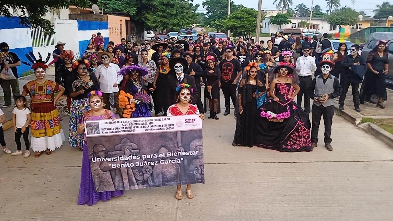 Escuelas y creadores de contenido de Coatzacoalcos participarán en desfile Asústame panteón 2024; lugar y fecha