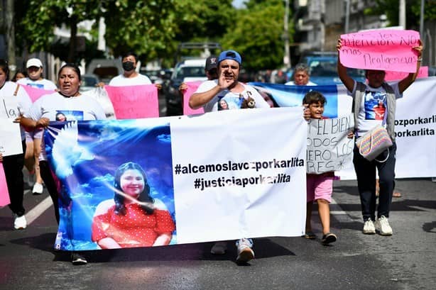 Marchan padres exigiendo médicos neumólogos en Torre Pediátrica en Veracruz | VIDEO